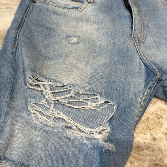 Zara Ripped Jean Shorts - Picture 3 of 7
